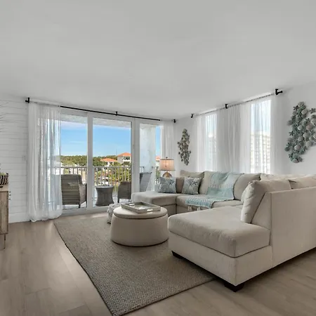 Villa Dolphin Point #401C